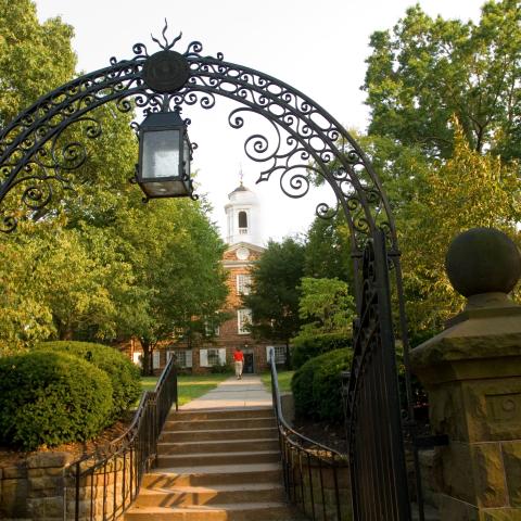 1902_gate
