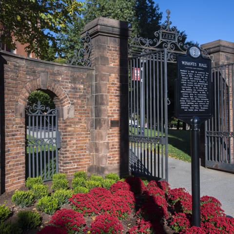 1882